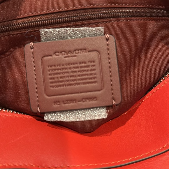 NEW Coach pillow tote bag - Picture 6 of 16